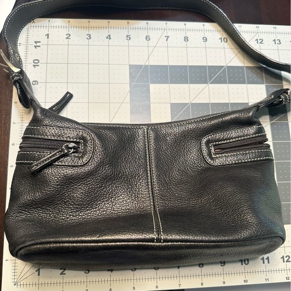 Tignanello Shoulder Bag Black Genuine Leather Pebble Purse Y2K Moto Classic - Picture 13 of 14